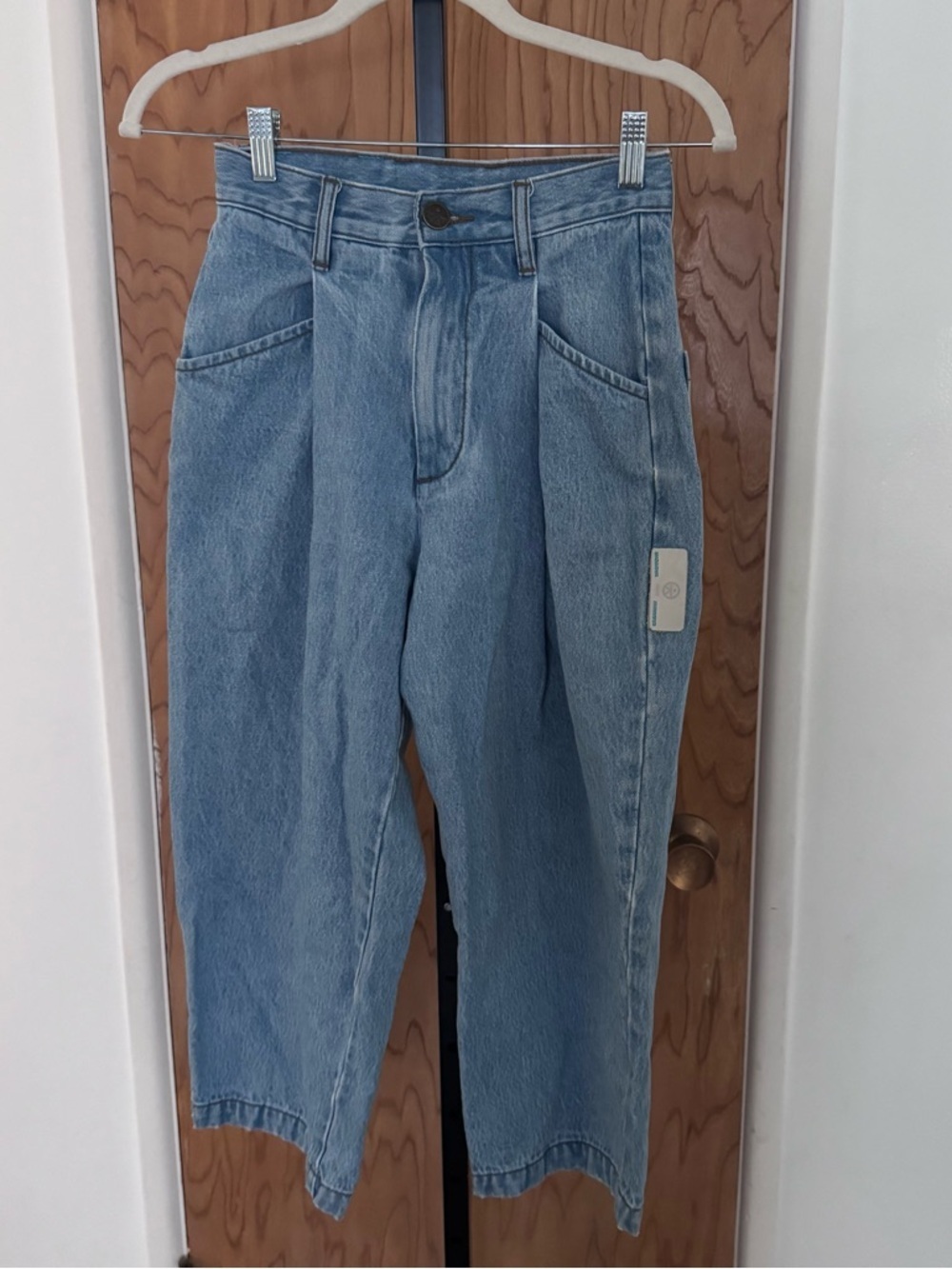 Okio High Waisted Light Blue Denim pleated Tapered Jeans 24